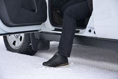 Защита порогов "Чистые штаны" (чёрное тиснение) (ABS) RENAULT DUSTER 2012-2020